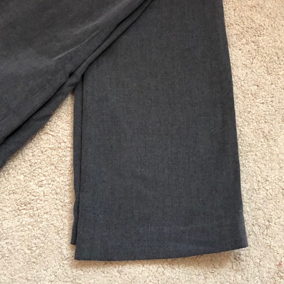 💕Mandee grey dress pants size 3 - Picture 2 of 4